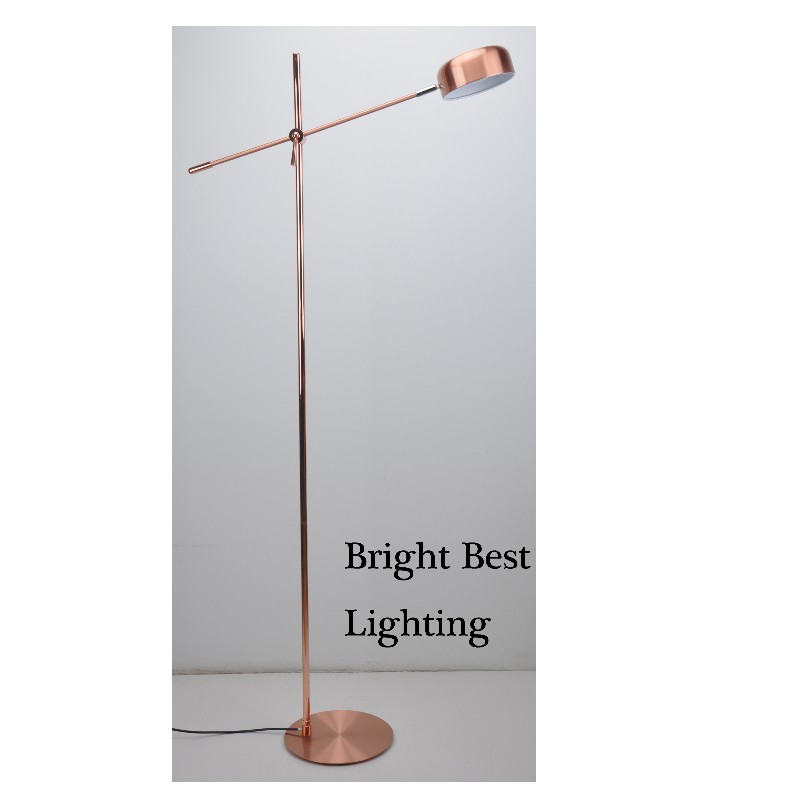 Lampa podłogowa z funkcją regulacji i płaską podstawą