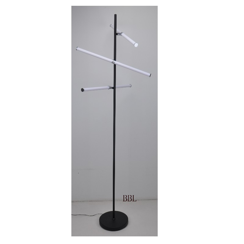 lampa podłogowa LED z obrotową lamp ą akrylową 3pcs