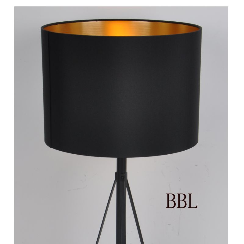 Lampa stołowa z tworzywa sztucznego